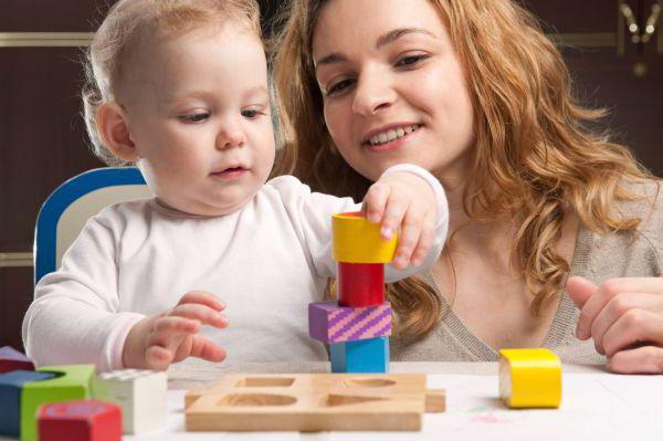 Ανάπτυξη παιχνιδιών για παιδιά 10 μήνες στο σπίτι
